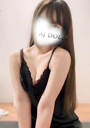 白川ひなのの画像