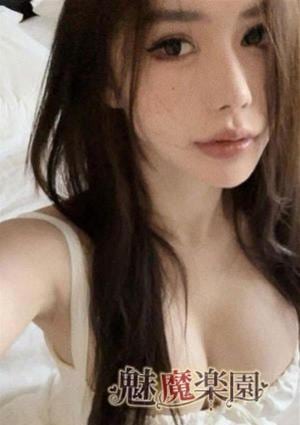 あやかの画像