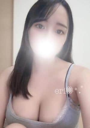 椿えりの画像
