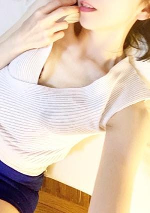 青山ゆみの画像