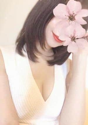 白石 芽郁の画像