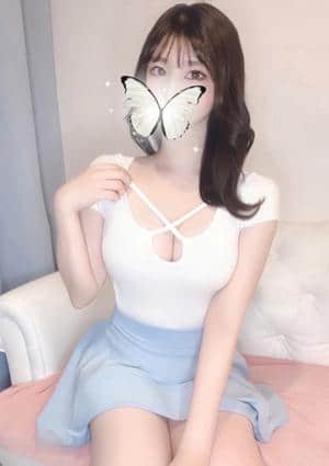 深田りりの画像