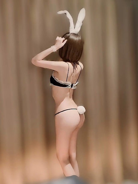 三上ももなの画像