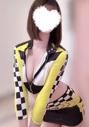 スズカの画像