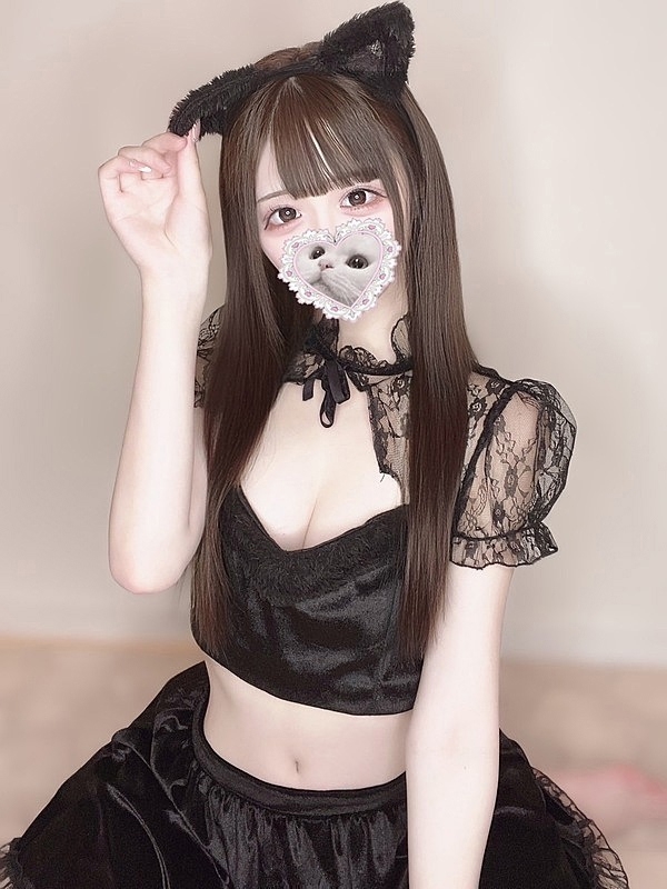 華渕えれのの画像