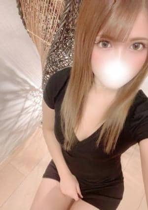 黒木 かれんの画像