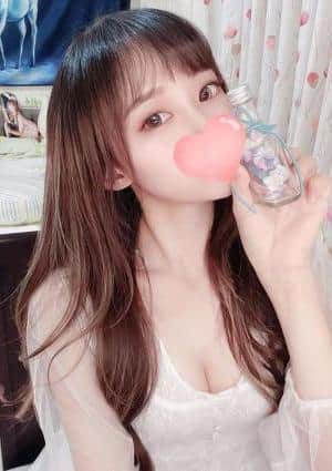 エミの画像