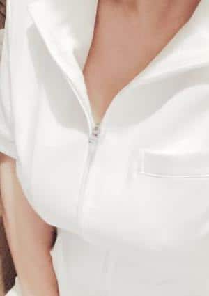 奈緒の画像