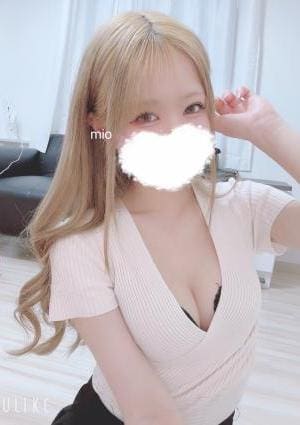 巴みおの画像