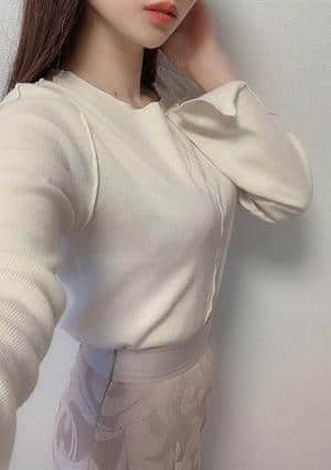 星奈くるみの画像