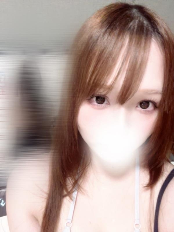 桃園りりなの画像