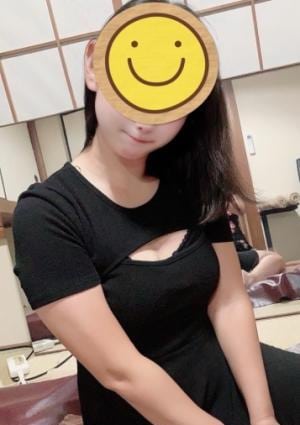 小田まりなの画像