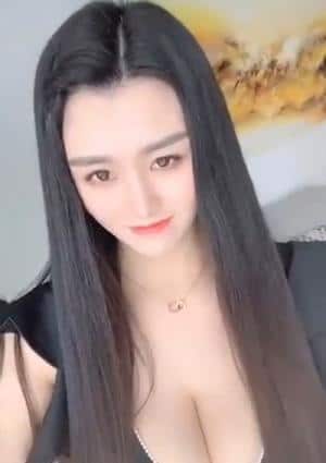 さやの画像