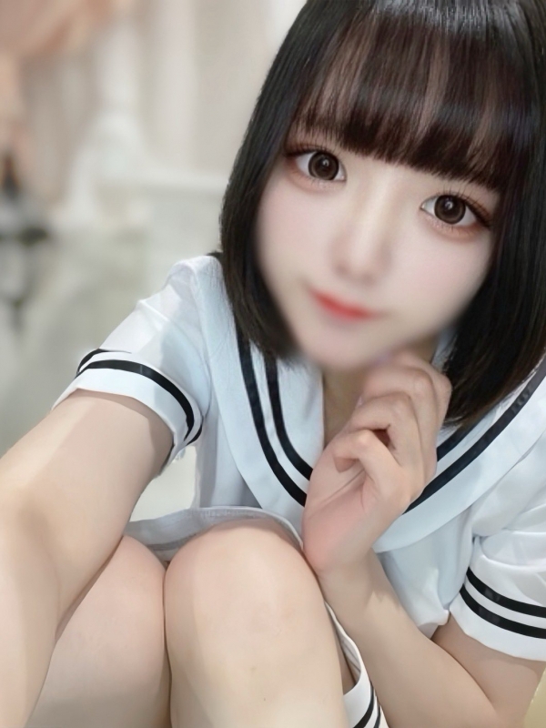 朝香ゆうりの画像