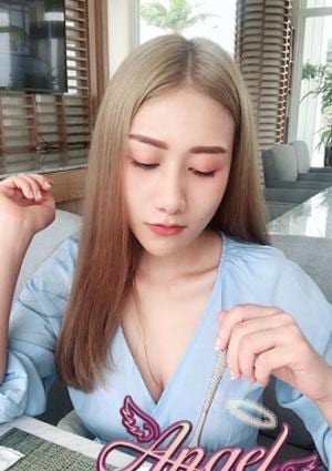 るりの画像