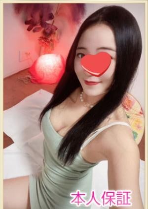 キキ(韓国人)の画像