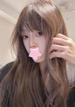 エミリの画像