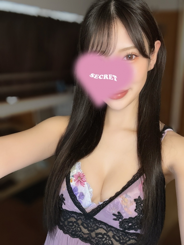 芹沢えみか の画像