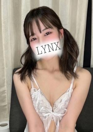 白岩あいの画像