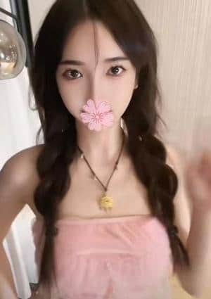 エミリの画像