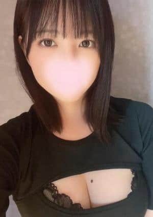 綾瀬 まなの画像