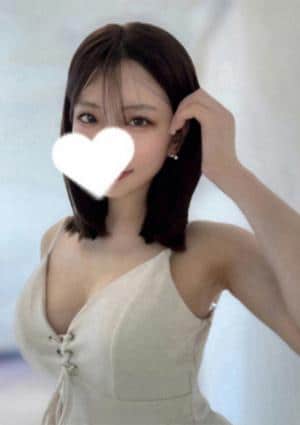 泉なほの画像