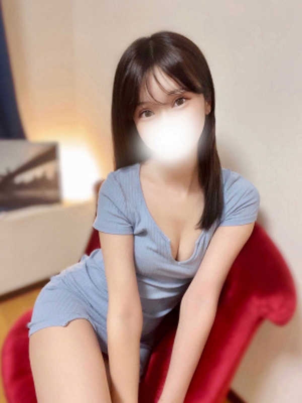 《新人》御影なぎの画像