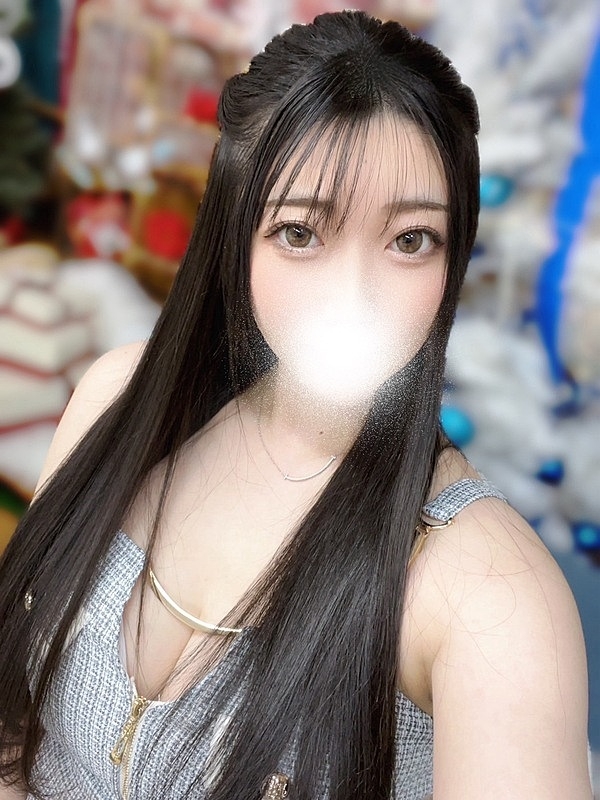 青山ろあの画像