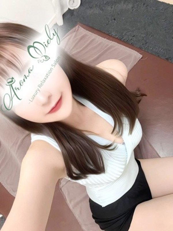 葉月ひなの画像