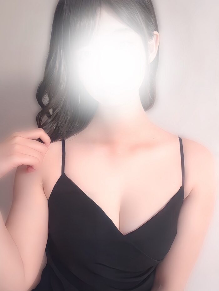 綾瀬れいな | Lumo(ルモ)