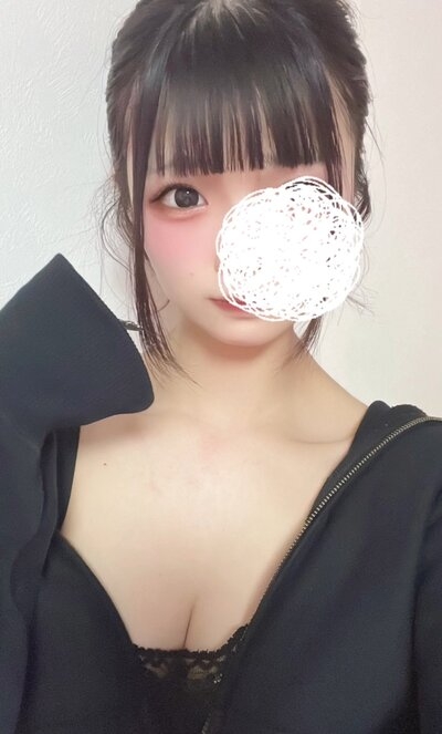 りりの画像