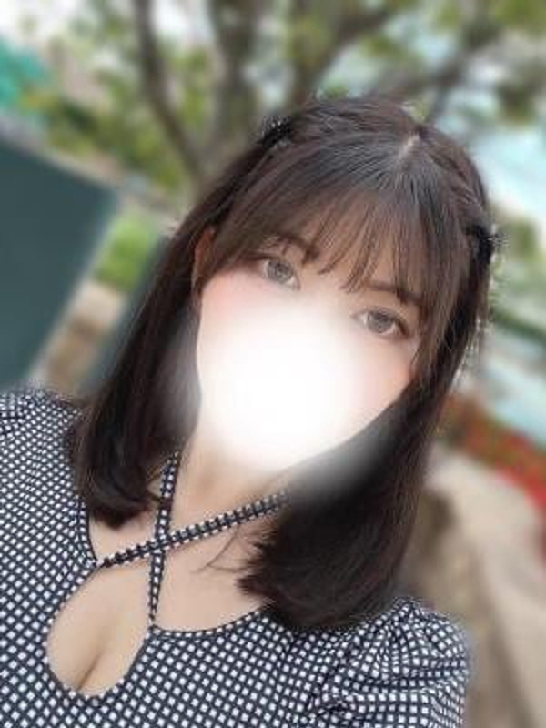 桜井りいなの画像