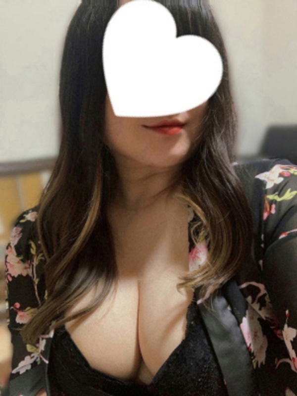 二階堂うみの画像