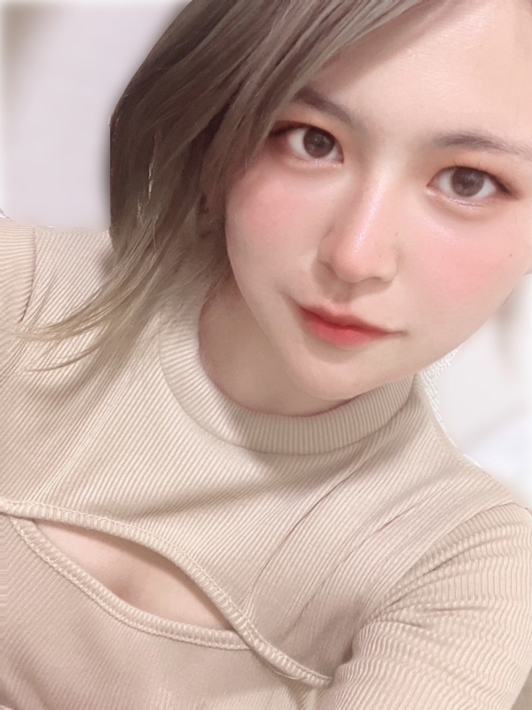 川上ユウの画像