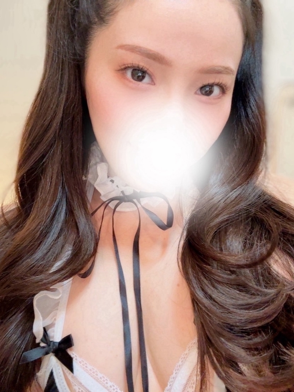 七瀬りりの画像