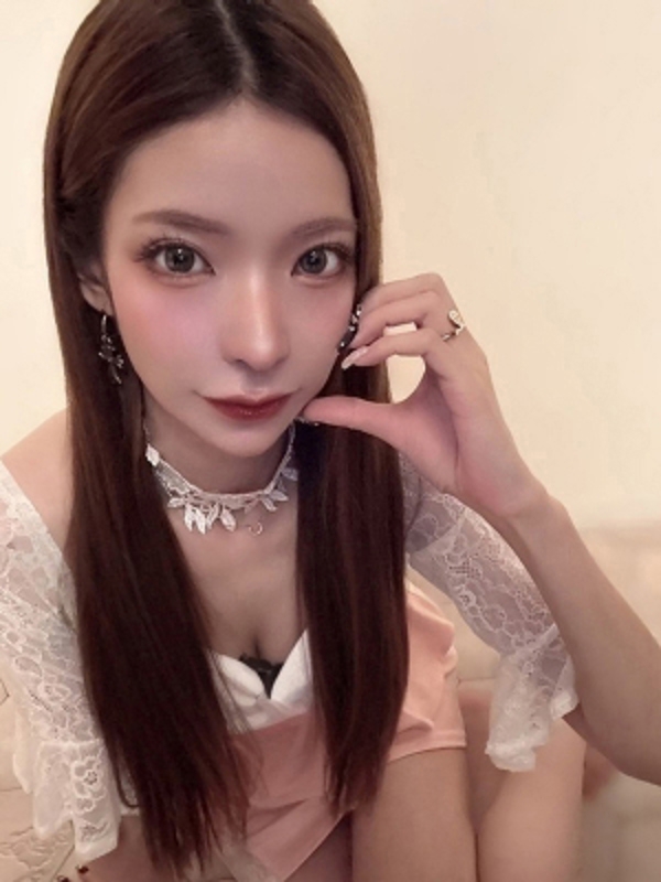 月乃かりなの画像