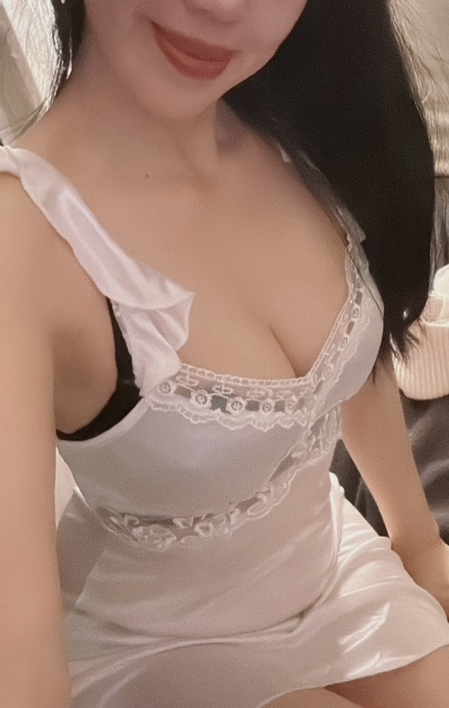 真白玲奈の画像