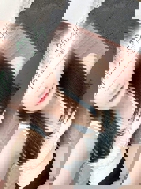 葉月ひなの画像