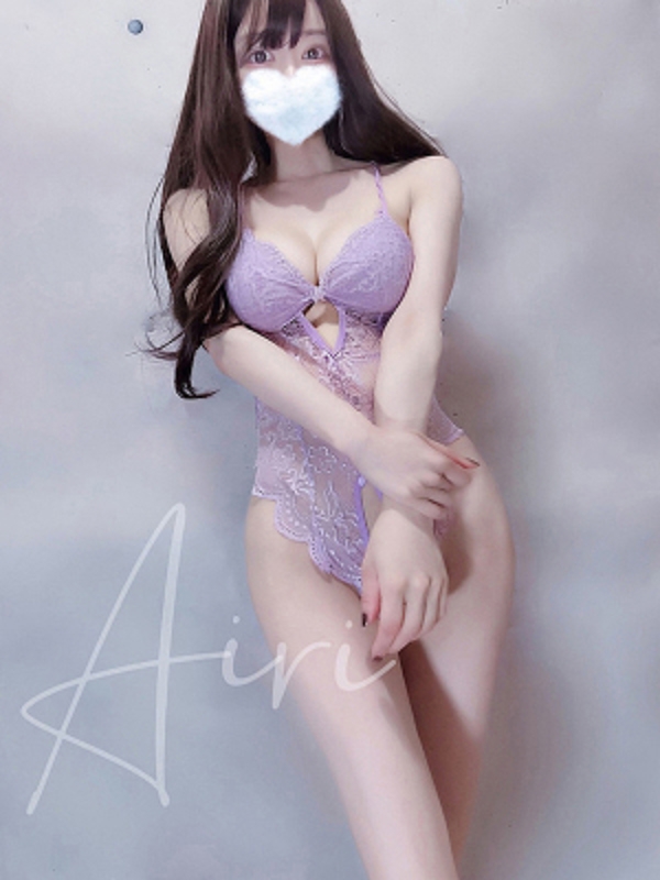 水川愛梨の画像