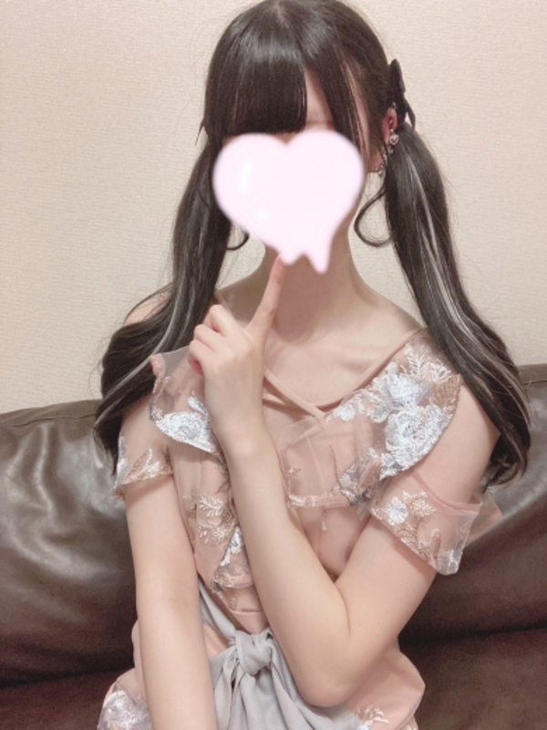 深月 らるの画像