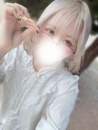 小鳥ひまりの画像