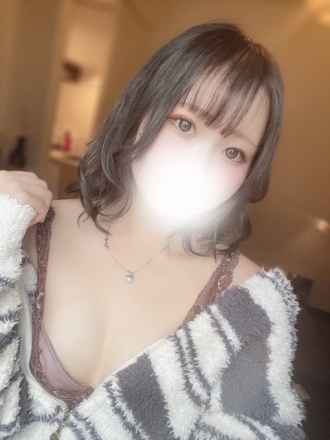 小鳥ひまりの画像