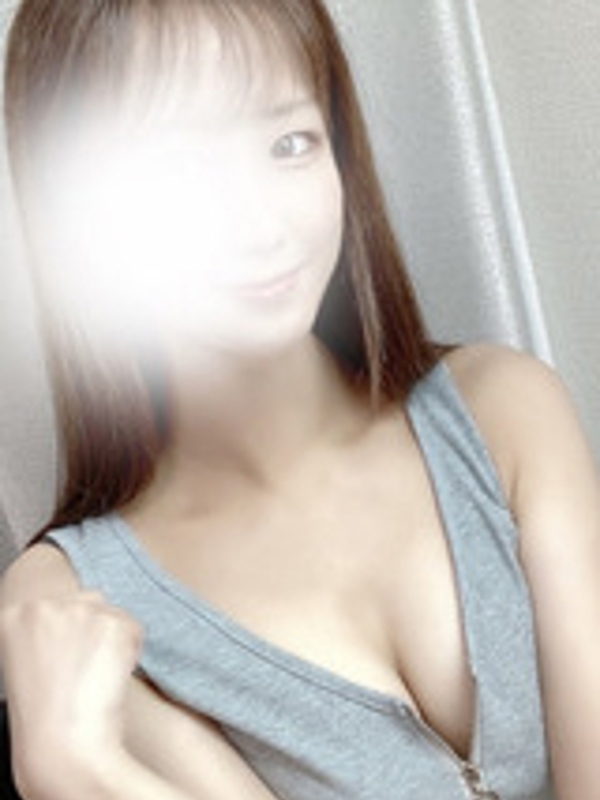 平井あすかの画像