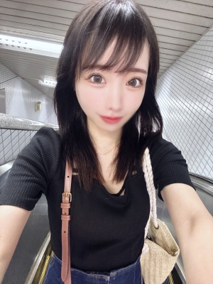 神凪ひよりの画像