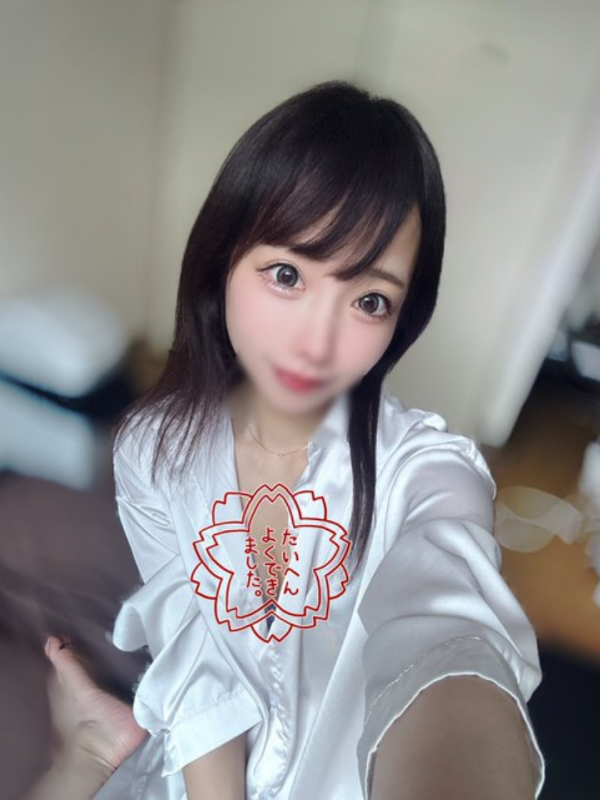 神凪ひよりの画像