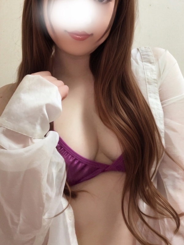 真白ゆなの画像