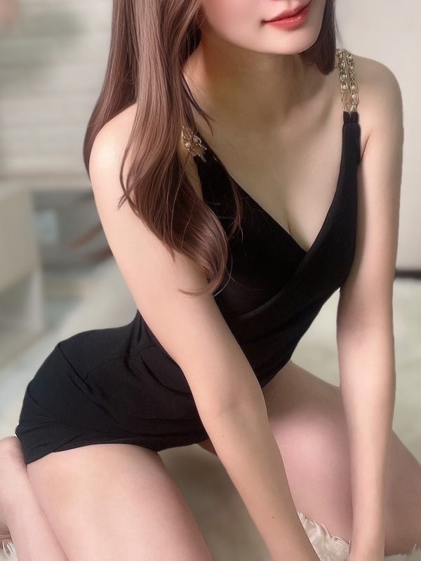 石森しずくの画像