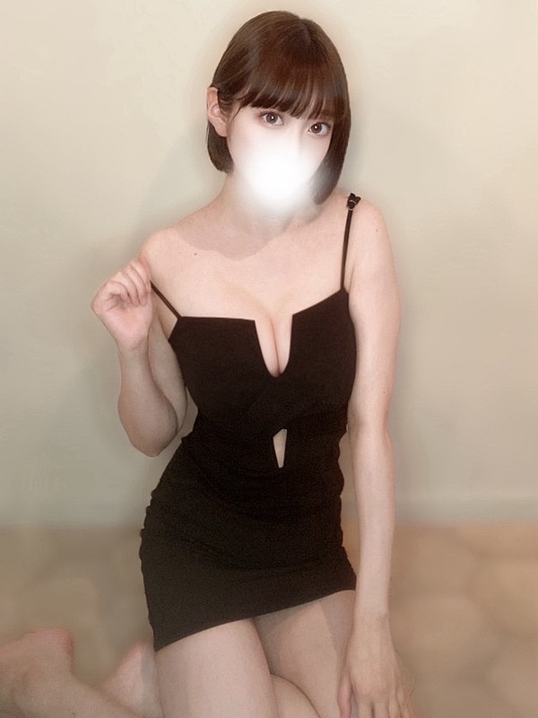 久遠しずかの画像