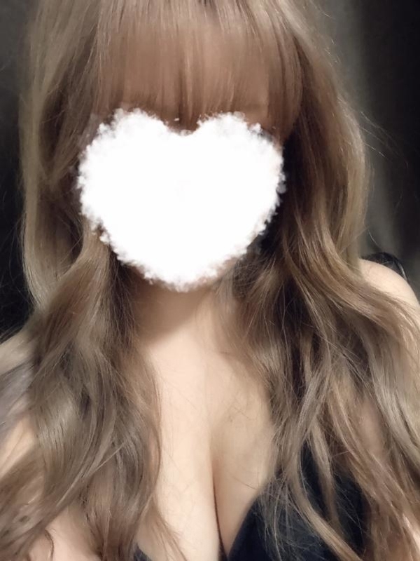 綾瀬るうの画像
