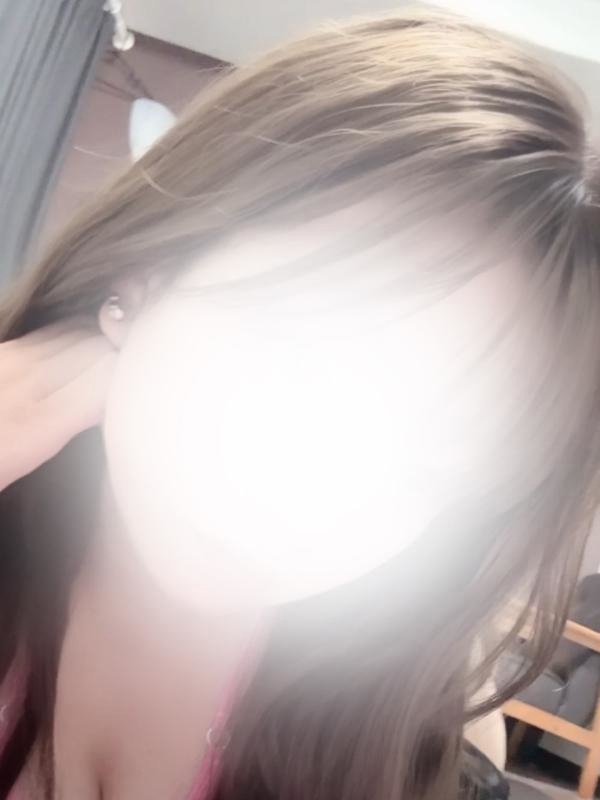 綾瀬るうの画像